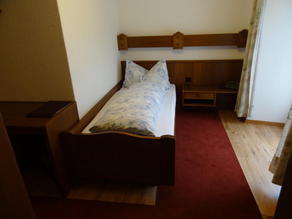 Monte Rosa Apartment Саас-Грунд Стая снимка