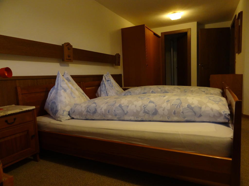 Monte Rosa Apartment Саас-Грунд Стая снимка